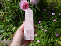 Rose quartz obelisk (1330965287)