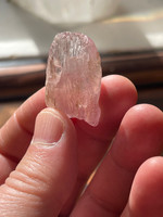 Rose quartz cluster (1448901959)