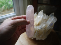 Rose quartz massage wand (111895)