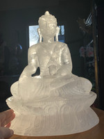 Clear quartz seated Buddha (116997)