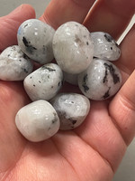 Moonstone tumblestones (117557)