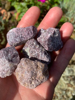 Lepidolite rough (117956)