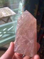 Rose quartz point (118121)