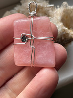 Pink Petalite set in silver (118655)