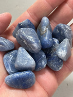 Blue quartz tumblestones (118974)