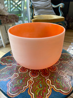 Sacral crystal singing bowl (1112510)