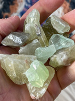 Green Calcite rough (1113091)