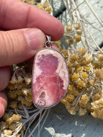 Rhodochrosite set in silver (1114314)