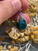 Dioptase set in silver (1114339)