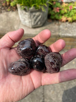 Red Garnet extra large polished pieces (1114388)