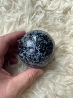 Merlinite sphere (1114467)