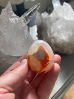 Carnelian egg (1114489)