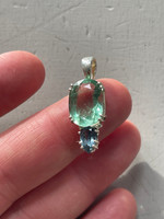 Fluorite (Green) & Kyanite set in silver (1114543)