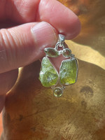 Peridots set in silver (1114583)