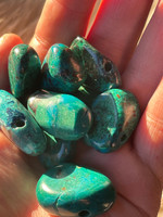 Chrysocolla pendant with cotton cord (1114626)