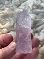 AAA grade Rose Quartz point (1114724)