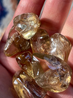 Golden Labradorite (1114795)