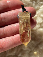 Citrine pendant (1114815)
