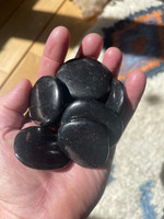Shungite palmstones (1114876)