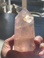 Gemmy Rose Quartz point (1114919)