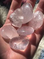 Rose Quartz hearts (11115123)