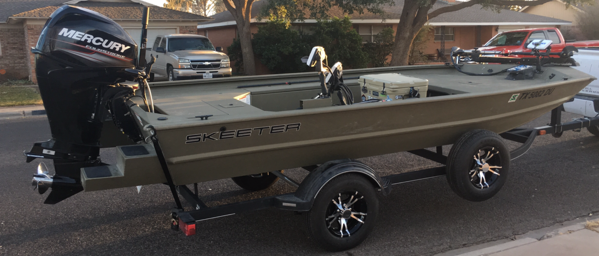 Customer boat trailer with Aluminum Sendel T07 Wheels