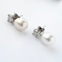 Claw Set Stone and Pearl Drop Earrings