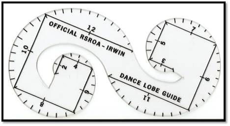 These transparent guides are used for Loop Skating. Use the template with a projector to mark the loops on the floor. 