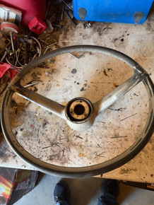 STEERING WHEEL JEEPSTER WAGONEER J 10 KAISER JEEP