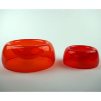 Small Pet Bowl shown with Medium Bowl (Sold Separately)
Medium and Small shown for size comparison, only.