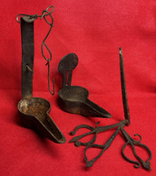 Revolutionary War Double-Crusie Lamp, as in books and museums