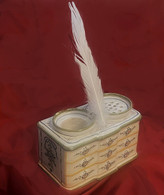18th century Revolutionary War era Desk Stand, circa 1705 - 1725