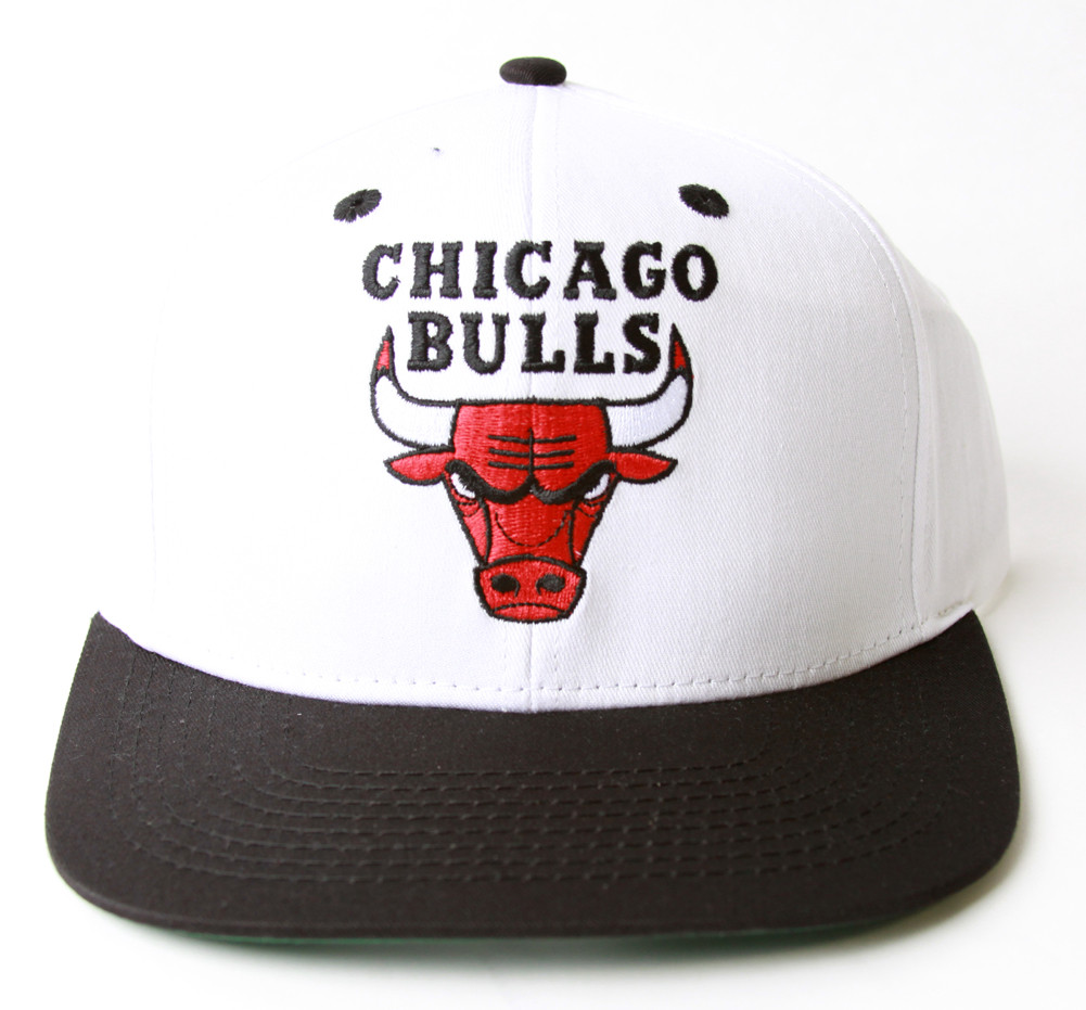 Adidas Chicago Bulls Flatbill Snapback Hat + GT Sweat Wristband- Black -  Gravity Trading
