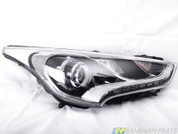 HEADLAMP ASSEMBLY, RIGHT, W/ BULB, LED POSITIONING LIGHT (921022V500)