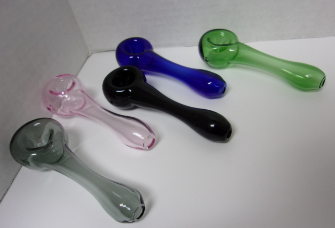 how long does a bowl of pipe tobacco last How Long Should Your Glass Pipe Last For?