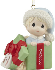 PM 221006 BABY FIST CHRISTMAS ORN 2022