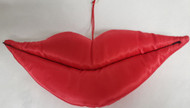 ORNAMENT SATIN LIPS RED 7.75"