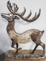 DEER WOOD ANTIQUE GOLD METAL 19"