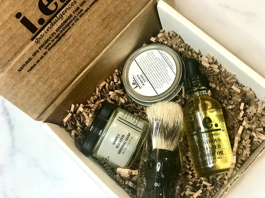 This BEARD Box is all about grooming and moisturizing the beard.  This box includes the following:  -a shaving soap, -shaving brush, -beard balm, and -beard oil