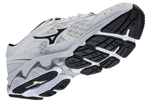 mizuno wave swagger 2 turf shoe