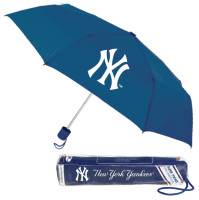 Storm Duds New York Yankees Super Mini 42 inch Coverage Folding Umbrella