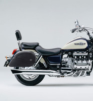 Vikingbags Honda 1500 Valkyrie Interstate Ultimate Shape Plain Motorcycle Saddlebags On Bike View