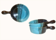 This soup mug in OCEAN TIDE glaze from Clay in Motion holds  a generous portions.
Each porcelain form is hand glazed, so colors and patterns may vary slightly from photos shown. 