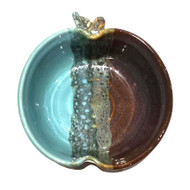 The 6" Apple Bowl OCEAN TIDE glaze great snack dish that's dishwasher, microwave and oven safe.
Due to the popularity of these pieces, please call Earthwood Artisans to purchase. (970) 586-2151