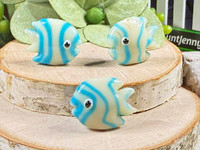 Cream & Aqua Tropical Fish Beads - 18x18x8mm - 1.5mm Vertical Holes