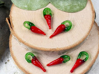 Average size pepper is 5x20mm