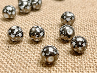 1 | Black Starburst Glass Beads