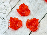 Autumn and floral decorations start with colorful beads