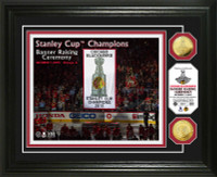 *Chicago Blackhawks 2015 Stanley Cup Champions Banner Raising Gold Coin Photo Mint