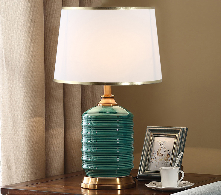 ceramic small bottle table lamp